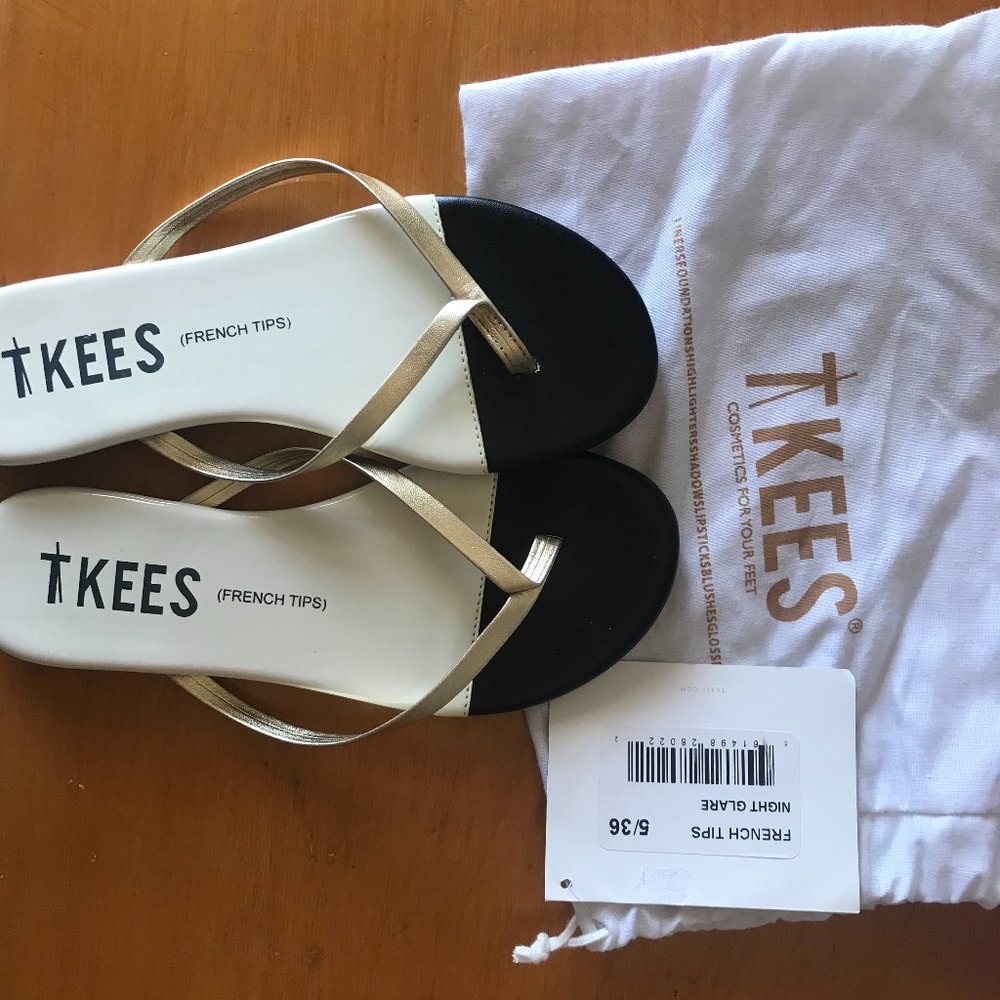 BRAND NEW Tkees